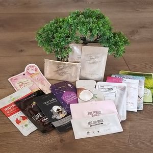 Bundle of 15 Face masks/peels